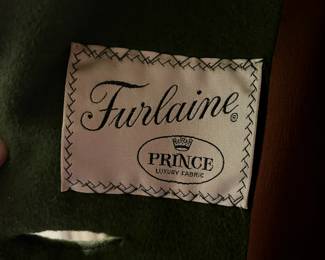 #215	Vintage Green Wool Coat w/Mink Collar - Size medium	 $60.00 
