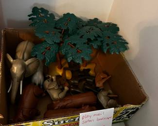 #112	Playmobil Safari Landscape	 $25.00 
