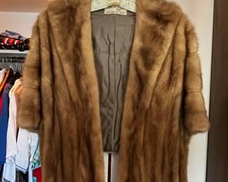 #87	Blonde Mink Stole- Browns Apparel in WV	 $65.00 
