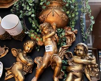 #149	Gold 3 pc angel Hanging 	 $20.00 
