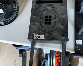 #119	Iron Mailbox	 $20.00 			
