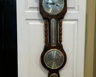 #192	Wood/Brass Barometer by SB Shortland British Instruments	 $75.00 

