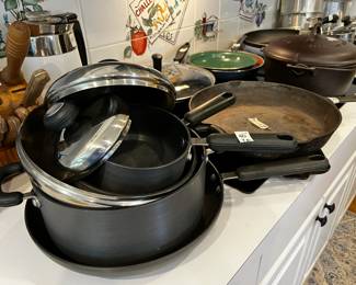 #168	Circulon 7 pc Cookware Set	 $40.00 
