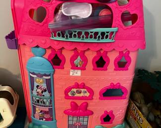 #108	Disney Jr. Minnie Mouse Hotel	 $25.00 
