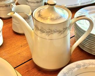 75-Piece Set Style Home “Duchess” Fine China Made In Japan