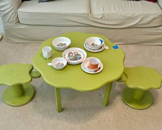 Lovely Vintage Children's Table & Stools
