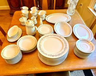 75-Piece Set Style Home “Duchess” Fine China Made In Japan