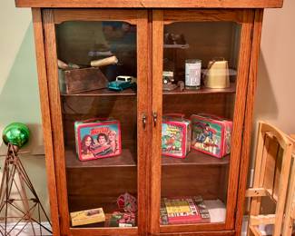 Beautiful cabinet with vintage items displayed