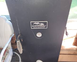 Masterbuilt Electric Smoker