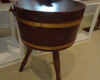 Vintage Barrel Style Sewing Basket