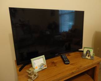 Samsung 32" Model UN32J400DAFXZA