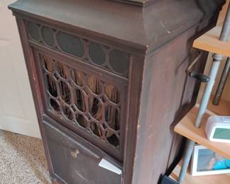 Victrola....with records