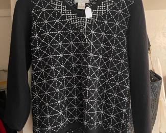Women's clothing (Size S-M) Brands like: Cache, Oscar de la Renta, Diane von Furstenberg, Custo Barcelona, Lafayette 148, Guess, Burberry Brit, Nordstrom