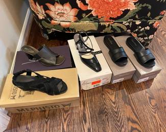 Women's shoes