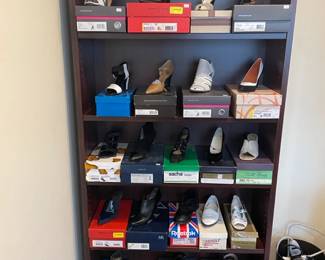 Women's shoes