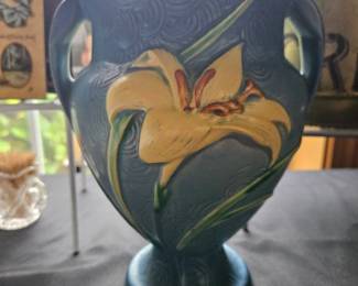 Roseville Vase 