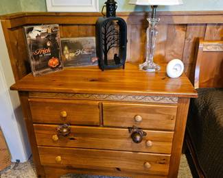 Shaker Ridge Kincaid Solid Wood Dresser 