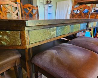 Dining Room Table Stone Accent Border