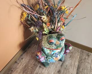 Talavera Frog Flower pot pottery