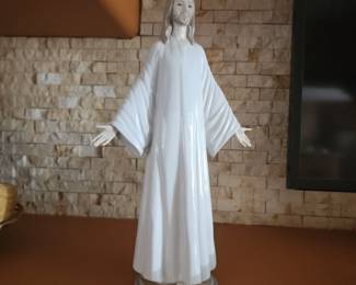 Lladro Jesus Standing on Pedestal