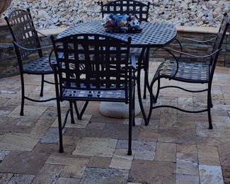 Wrought Iron Patio Table With Chairs