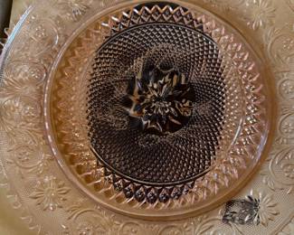 Vintage Tiara pink glass 