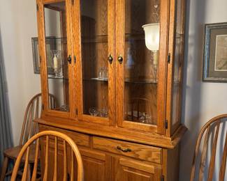 #vintage#oak#chinacabinet 