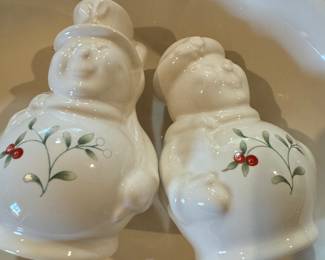 #Pfaltzgraff#snowmen#winterberry#slat#pepper 