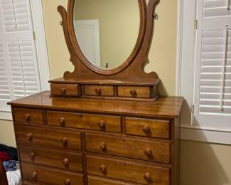 dresser with bedroom suite
