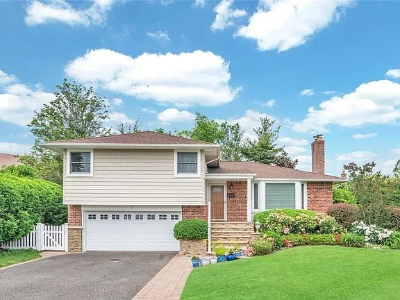 PLAINVIEW QUALITY TAG SALE HOME