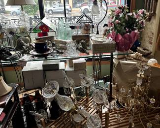 Chandeliers made in Italy, boxes of light up houses, lamps, Easter Items