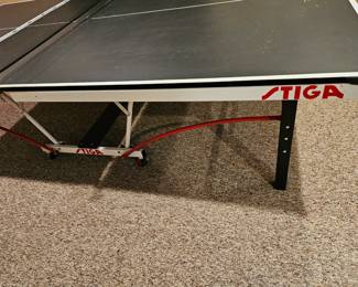 Tiga Ping pong table 