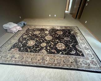 Large Area Rugs, High Quality from Nourish. 11'6"x8'6". Very Good Condition.