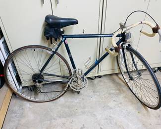 vintage Peugot 10 speed