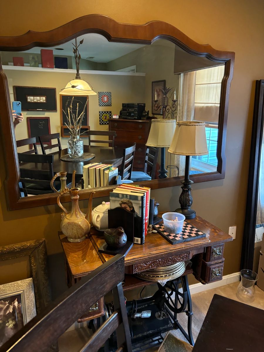 HALF PRICE SUNDAY ESTATE SALE FLORENCE.... starts on 10/5/2024