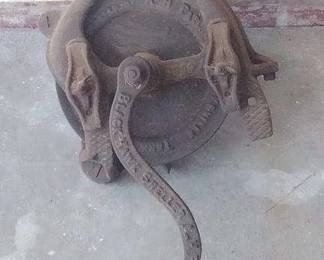 Black Hawk Corn Sheller