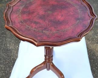 Pie Crust Top Stand w/ Leather Top