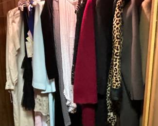 Women's Vintage Clothing