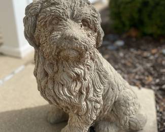 dog outdoor statue
