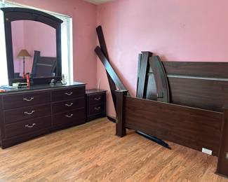 Bedroom set complete no mattress nightstand headboard and foot board and dresser 250.00 obo 