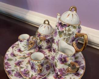 Miniature PANSY Chintz Pattern Tea Set