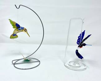 Cloisonné Humming bird on Stand
Glass Hummingbird on Stand