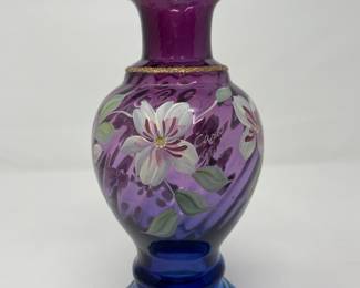 FENTON
Handpainted Mulberry Glass Vase
Signed & Numbered