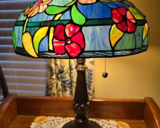 Red Poppy Stained Glass Tiffany Style Table Lamp
