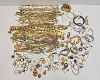 1012  Costume Jewelry 