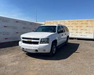 250  2013 Chevrolet Suburban 4x4 