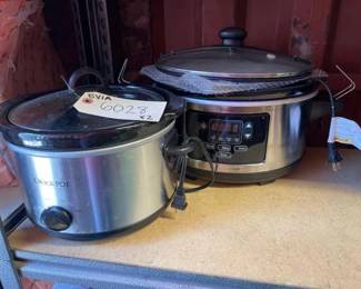 6028  2 Slow Cookers 