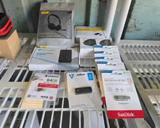 3518  Computer Accessories 