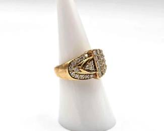 600  18K Gold Diamond Buckle Ring, 7.36g 