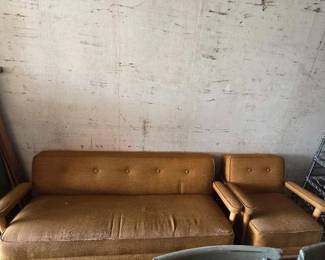 9010  Couch and Chair 